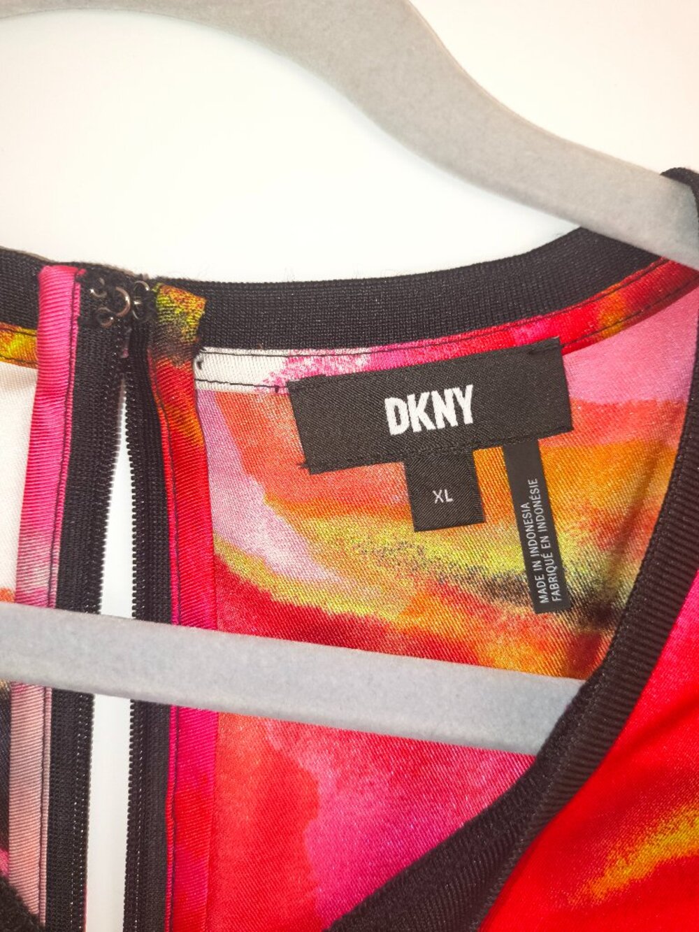 DKNY Multi-Color Top - Picture 2 of 3